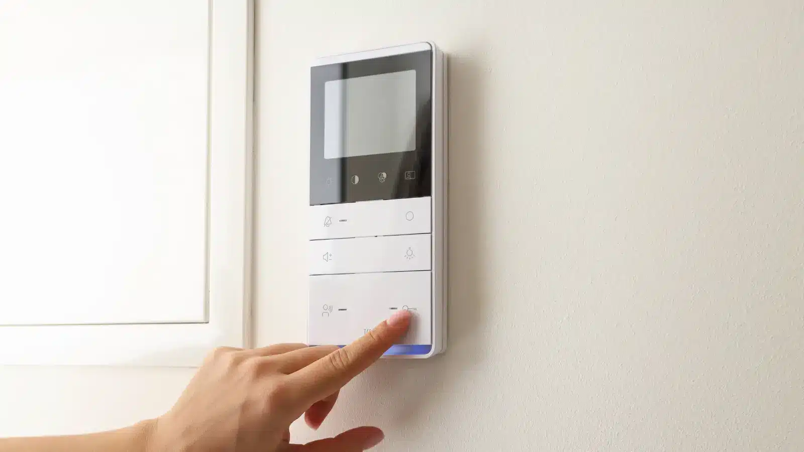 Gas Heating vs Electric Heating: Which One Actually Makes Sense for Your Home?